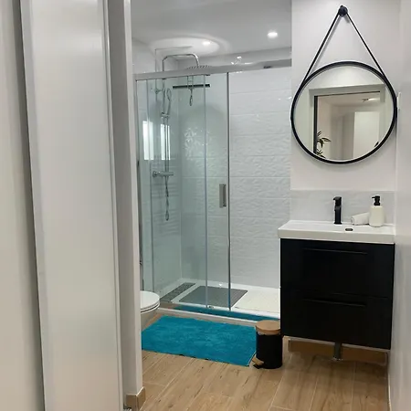 Independant Refait A Neuf Avec Jacuzzi Et Terrasse Privative Proximite Gare
