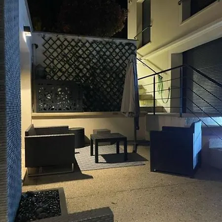 Independant Refait A Neuf Avec Jacuzzi Et Terrasse Privative Proximite Gare Apartment Viarmes